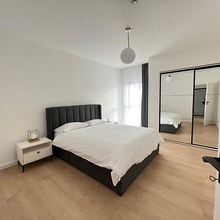 Exit Aparthotel Floreşti Екстериор снимка