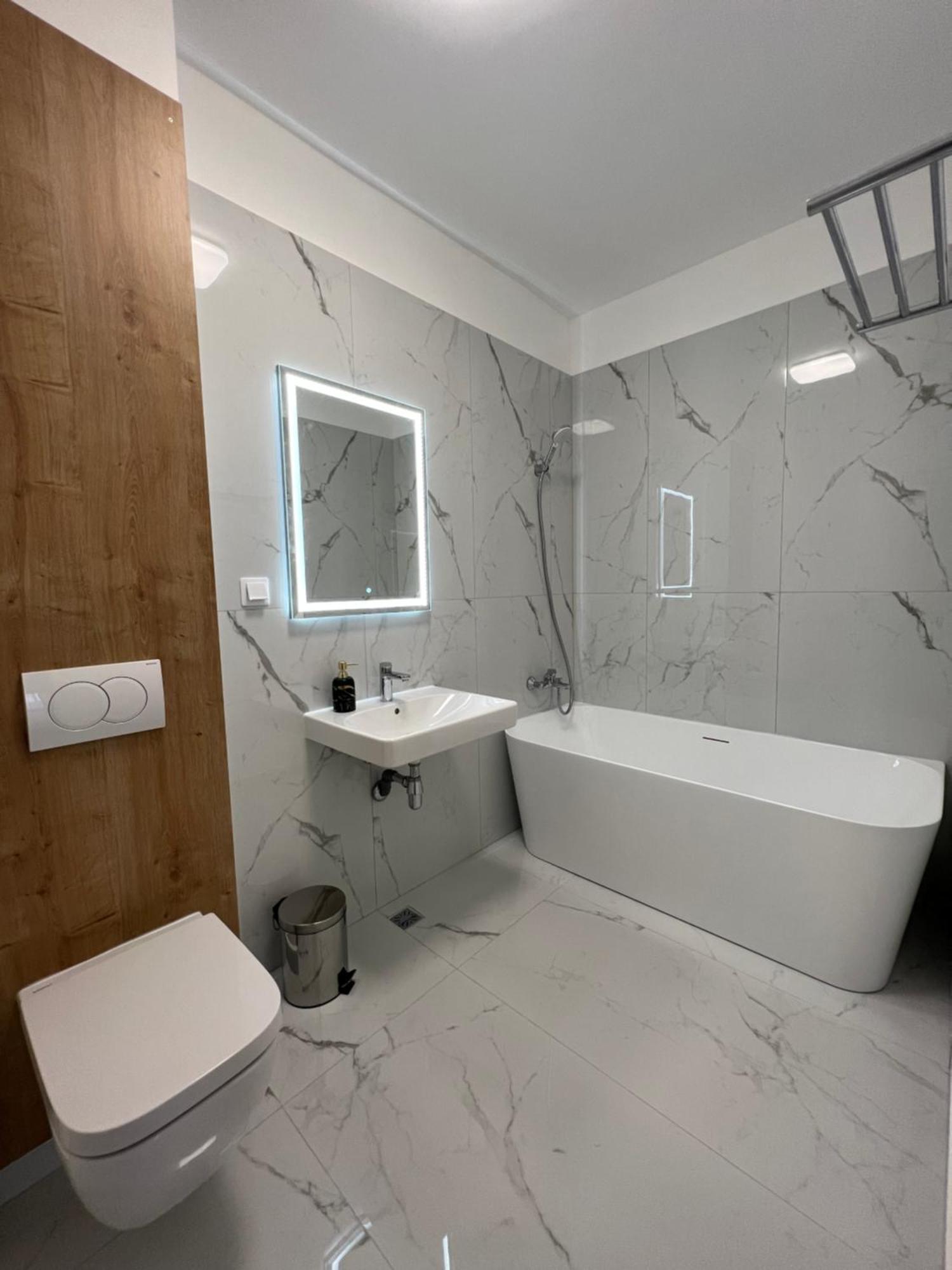 Exit Aparthotel Floreşti Екстериор снимка