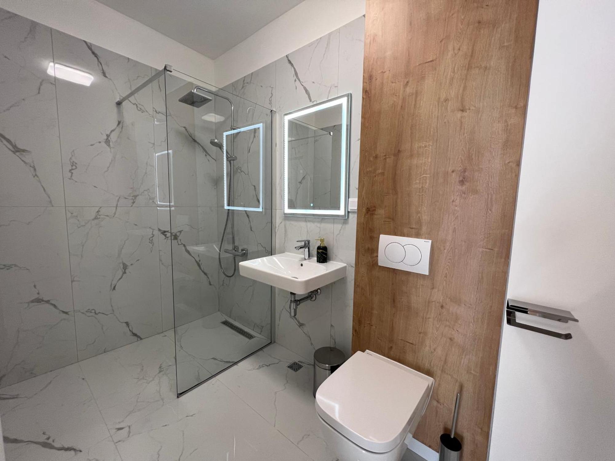 Exit Aparthotel Floreşti Екстериор снимка