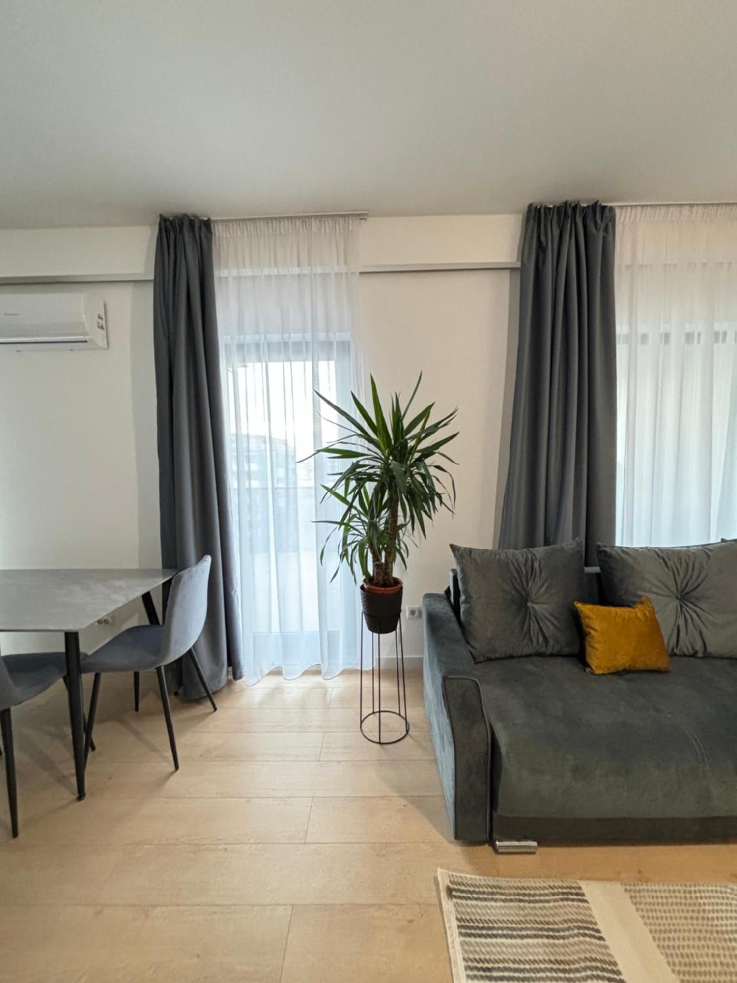 Exit Aparthotel Floreşti Екстериор снимка