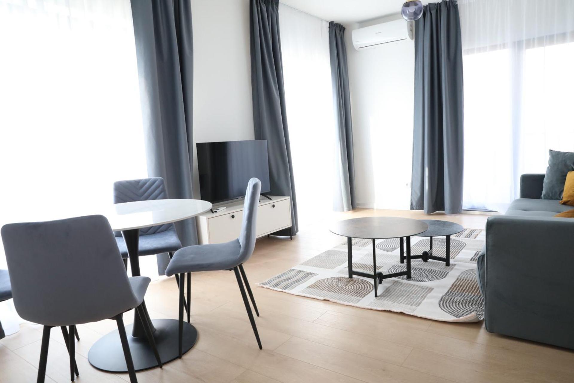 Exit Aparthotel Floreşti Екстериор снимка